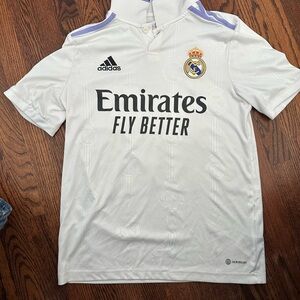 Adidas Teen White Soccer Real Madrid Jersey (size Youth 14/16)
